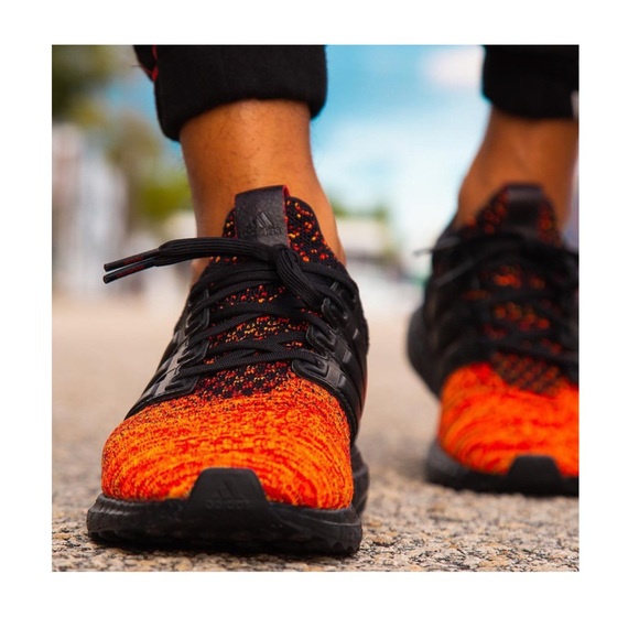 🔥 Adidas Game OF Thrones Targaryen Ultraboost 🔥 - Picture 6 of 8
